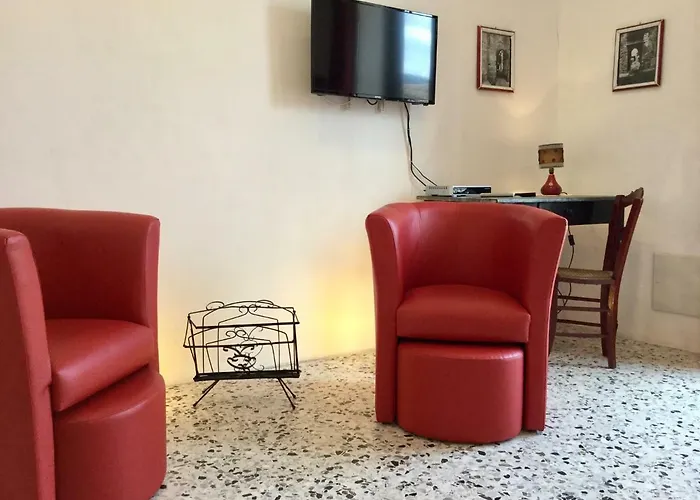 Re Borbone Daire Cefalù